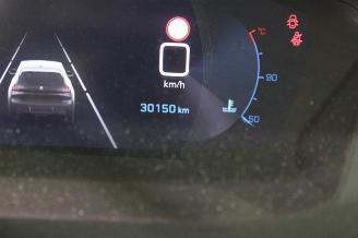 Peugeot 208  picture 12