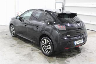 Peugeot 208  picture 4