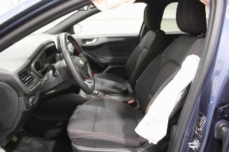 Ford Focus  picture 11