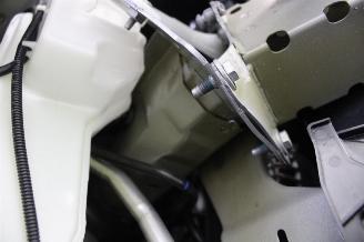 Peugeot 208  picture 18