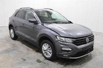 Volkswagen T-Roc  picture 2