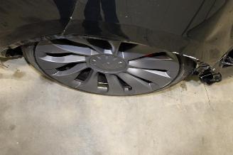 Tesla Model Y  picture 24