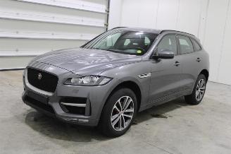 Schadeauto Jaguar F-Pace  2017/6