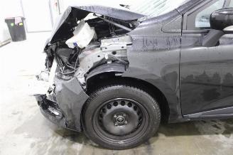 Renault Clio  picture 5