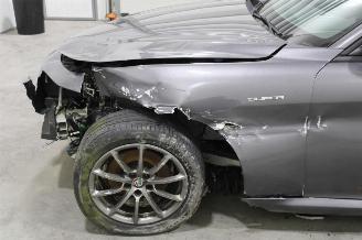 Alfa Romeo Giulia  picture 5