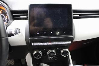 Renault Clio  picture 14