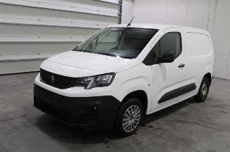 Voiture accidenté Peugeot Partner  2021/9
