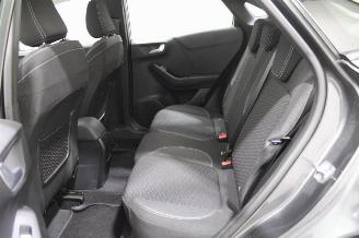 Ford Puma  picture 12