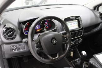 Renault Clio  picture 10