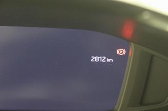 Peugeot 208  picture 11