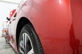 Peugeot 208  picture 8