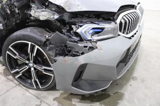 BMW 3-serie 330 picture 24