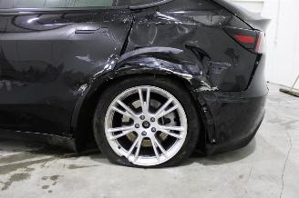 Tesla Model Y  picture 9