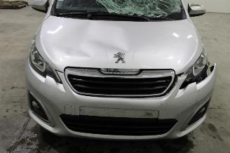 Peugeot 108  picture 6