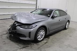 Voiture accidenté BMW i4  2024/9