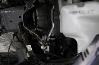 Volkswagen Golf  picture 16