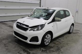 disassembly passenger cars Peugeot 108  2015/6