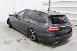 Mercedes E-klasse E 200 picture 4