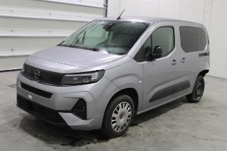 uszkodzony samochody osobowe Opel Combo  2024/6