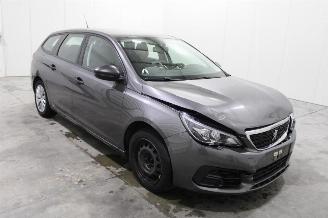 Peugeot 308  picture 2
