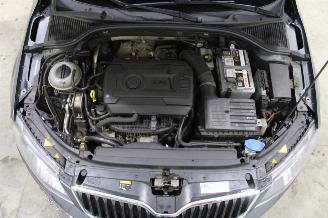 Skoda Octavia  picture 14