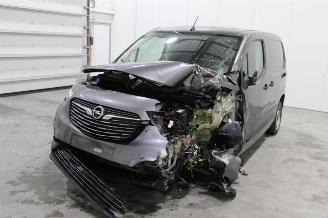 Coche siniestrado Opel Combo  2023/5