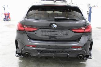 BMW 1-serie 118 picture 10