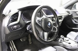 BMW 1-serie 118 picture 12