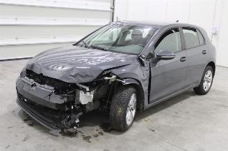 krockskadad bil auto Volkswagen Golf  2024/3