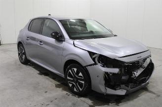 Peugeot 208  picture 2