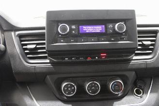 Nissan Nv300  picture 13