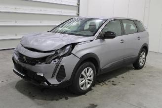Voiture accidenté Peugeot 5008  2024/10