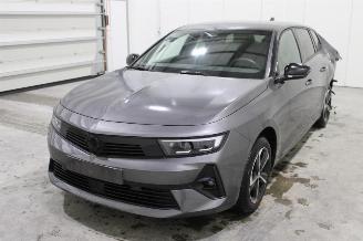 Schadeauto Opel Astra  2025/4