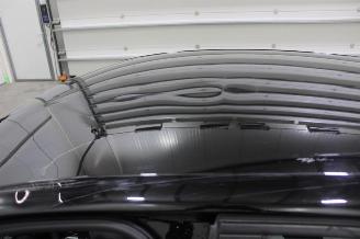 Peugeot 208  picture 6