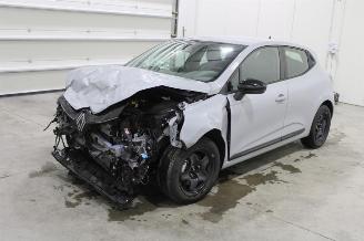 uszkodzony samochody osobowe Renault Clio  2025/5