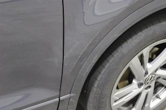 Volkswagen T-Roc  picture 8