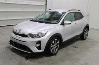 Schadeauto Kia Stonic  2020/11