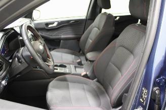 Ford Kuga  picture 11