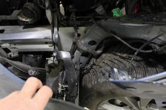 Ford Kuga  picture 7