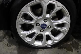 Ford EcoSport  picture 24