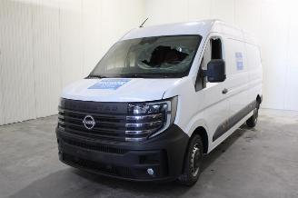 Salvage car Nissan Nv400  2025/4