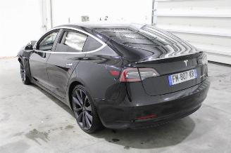 Tesla Model 3  picture 4