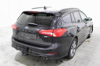 Ford Focus  picture 3