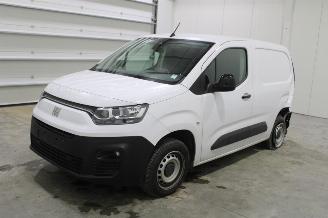 Schadeauto Fiat Doblo  2023/1