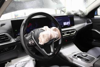 BMW 3-serie 320 picture 9