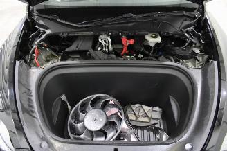 Tesla Model Y  picture 16