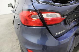 Ford Fiesta  picture 22