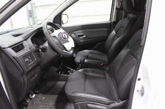 Renault Express  picture 11