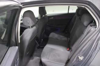 Volkswagen Golf  picture 12