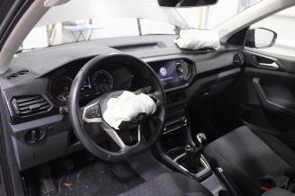 Volkswagen T-Cross  picture 8